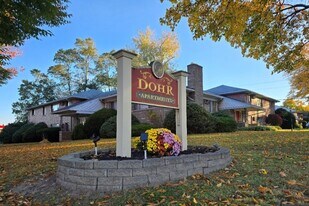 Dohr Apartments in Greece, NY - Building Photo