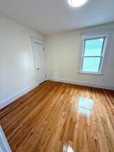 117 Phillips St in Quincy, MA - Building Photo - Building Photo