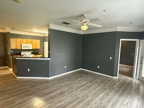 8836 Villa View Cir in Orlando, FL - Building Photo - Building Photo