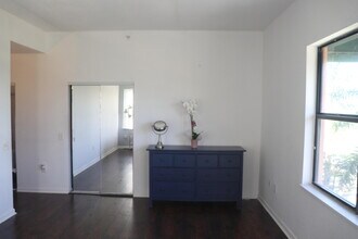 1610 Presidential Way in West Palm Beach, FL - Building Photo - Building Photo