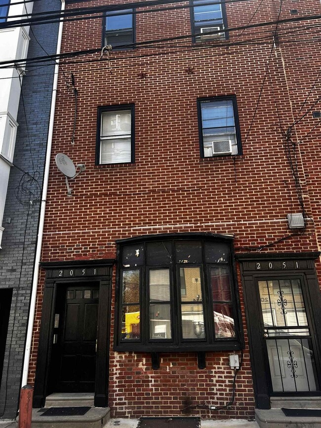 2051 N 2nd St, Unit 3