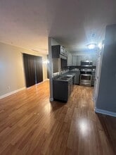 986 Canary Creek Dr in Franklin, IN - Building Photo - Building Photo