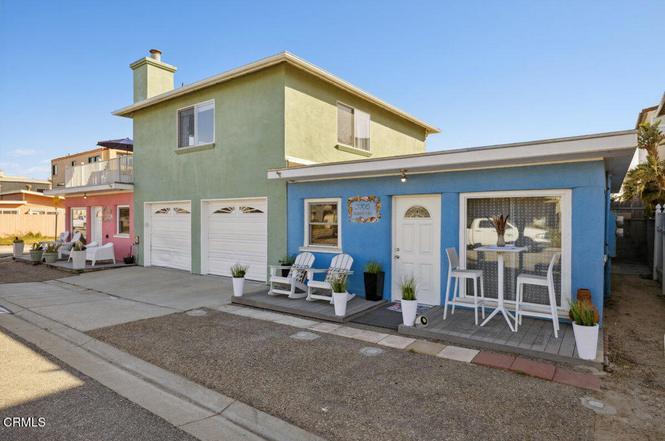 3705 Sunset Ln in Oxnard, CA - Building Photo