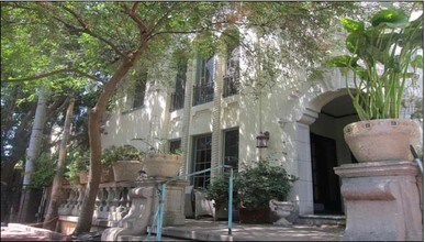 1813-1817 Grace Ave in Los Angeles, CA - Building Photo - Building Photo