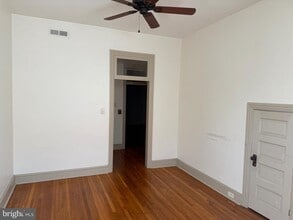 5 W Queen St in Chambersburg, PA - Building Photo - Building Photo