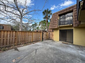 5268 Middle Ct in Orlando, FL - Building Photo - Building Photo