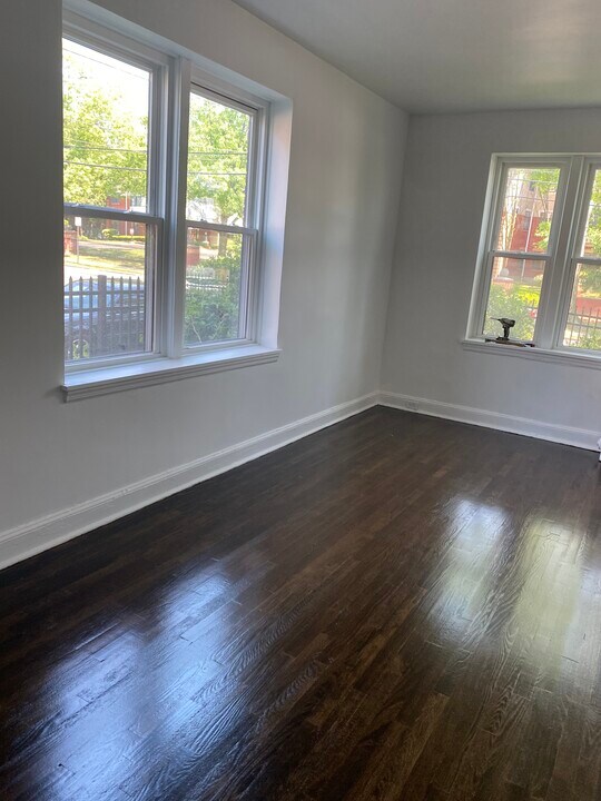 25 Sanford Pl in Bridgeport, CT - Building Photo