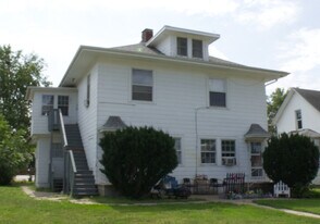 1629 Washington St in Lincoln, NE - Building Photo