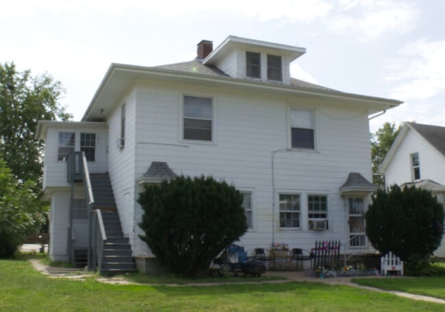 property at 1629 Washington St