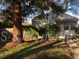 1929 Larkin Way in Sacramento, CA - Building Photo