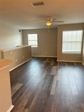 4850 51st St W in Bradenton, FL - Foto de edificio - Building Photo