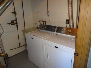 212 Piedmont Dr in Duncansville, PA - Building Photo - Building Photo