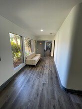 Holloway House Apartments in West Hollywood, CA - Foto de edificio - Building Photo