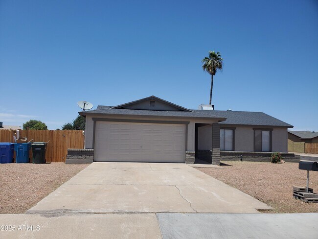 property at 8002 West Campbell Ave