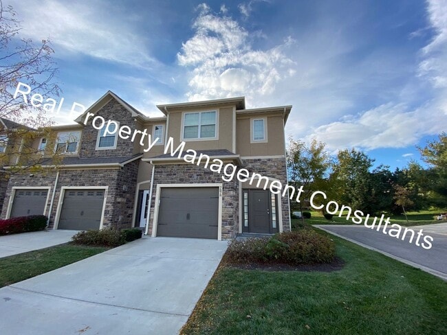 7878 W 158th Ct in Overland Park, KS - Building Photo - Building Photo