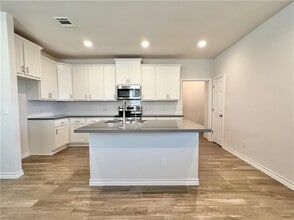 704 Long Run in Liberty Hill, TX - Building Photo - Building Photo