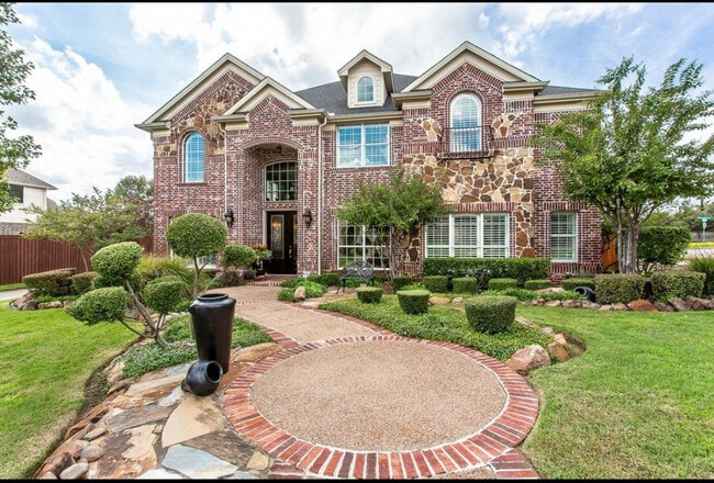 property at 3909 Aquatic Dr