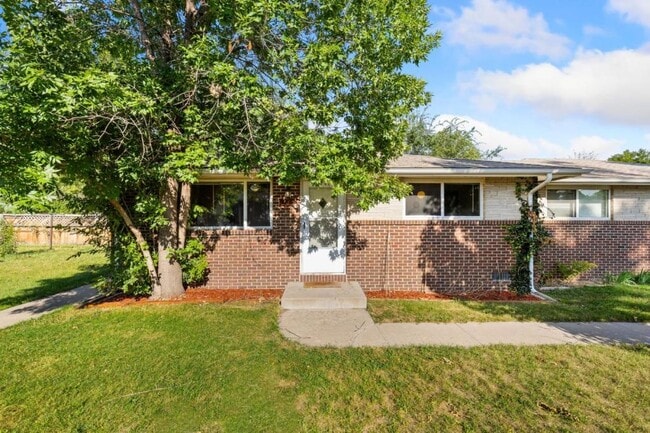 property at 837 Franklin Ave