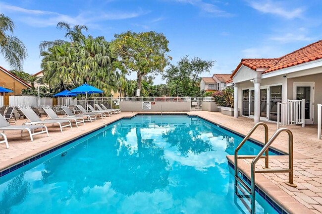 property at 3965 Hyde Park Cir