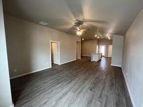 2011 Kenwood Ave, Unit 7-307 in Lubbock, TX - Building Photo - Building Photo