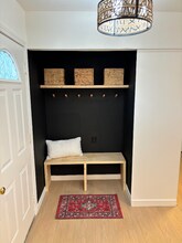 1095 Calle Jazmin in Thousand Oaks, CA - Building Photo - Building Photo