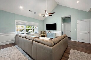 245 Brace Dr in Pawleys Island, SC - Building Photo