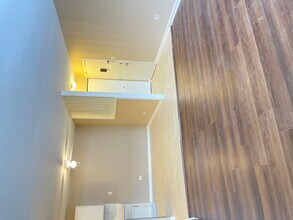 1035 Higgins Quarters Dr in Hoffman Estates, IL - Building Photo - Building Photo