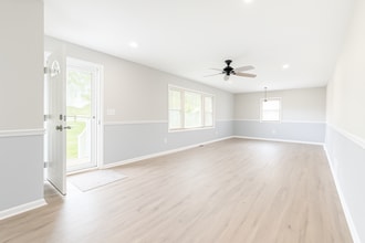 1711 Beach Rd in McHenry, IL - Building Photo - Building Photo