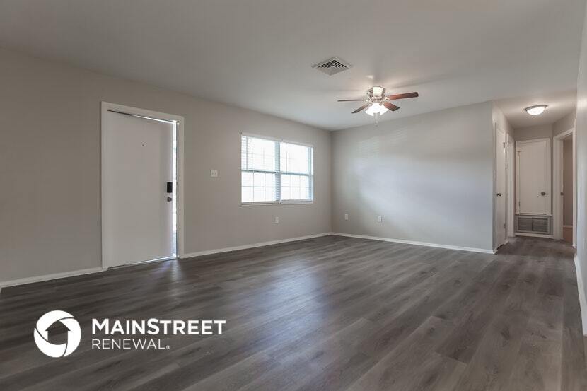 3339 Spainwood Dr in Sarasota, FL - Building Photo
