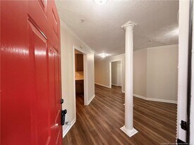 412 Bubble Creek Ct in Fayetteville, NC - Building Photo