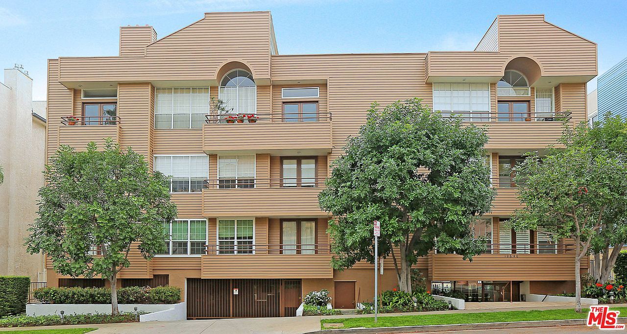 10640 Wilkins Ave in Los Angeles, CA - Building Photo
