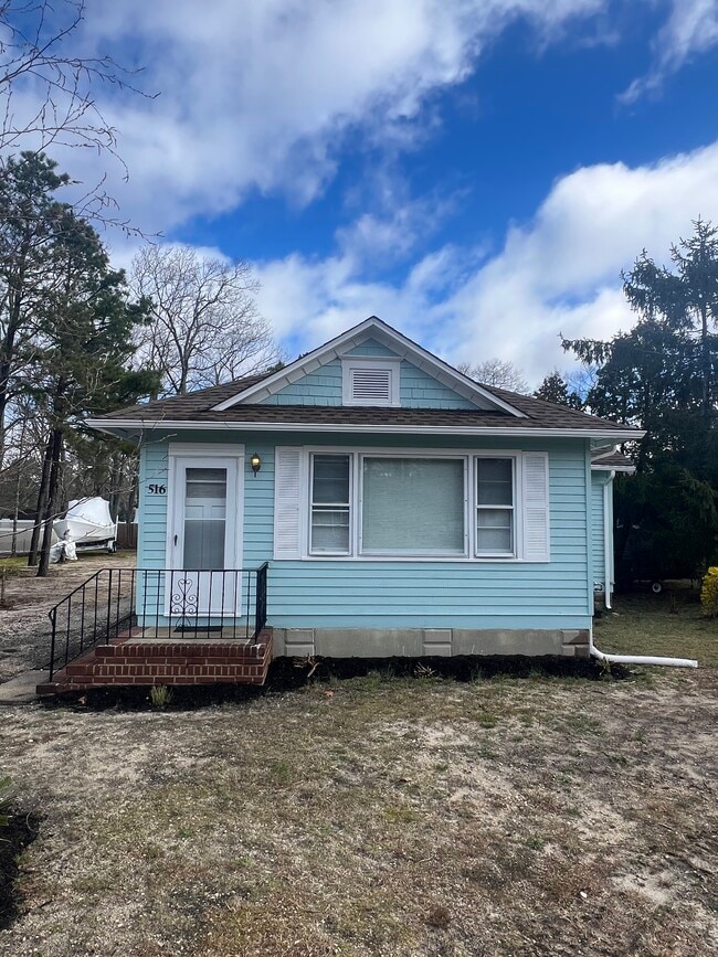 property at 516 Springfield Ave