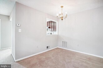 13994 Gunners Pl in Centreville, VA - Building Photo - Building Photo