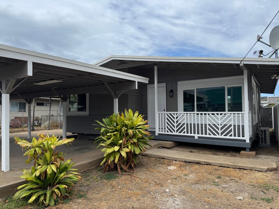29-29 Farrington Hwy in Waianae, HI - Building Photo