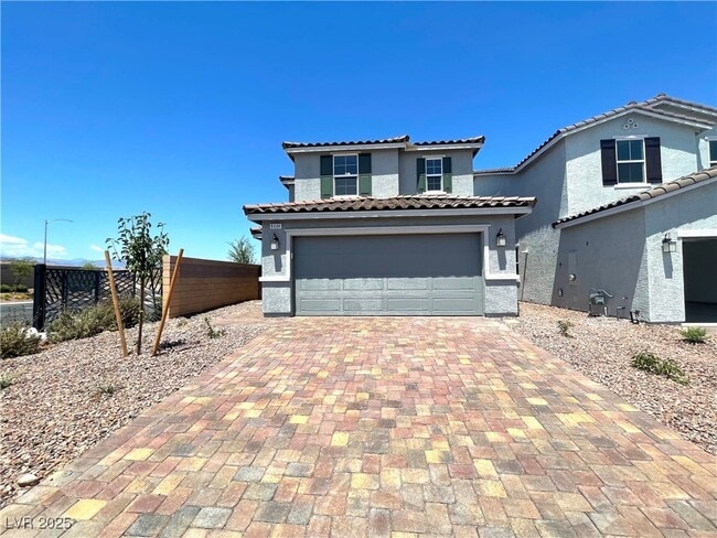8694 Glen Echo Ave in Las Vegas, NV - Building Photo - Building Photo