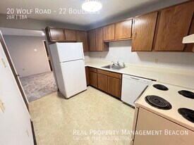 20 Wolf Rd in Lebanon, NH - Building Photo