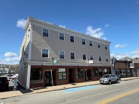 34 Central St in Ipswich, MA - Building Photo