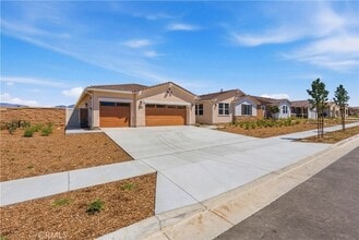 11647 Saddleback Dr in Loma Linda, CA - Building Photo - Building Photo