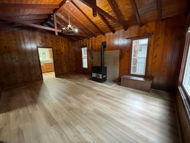 17388 Riverside Dr in Guerneville, CA - Building Photo - Building Photo
