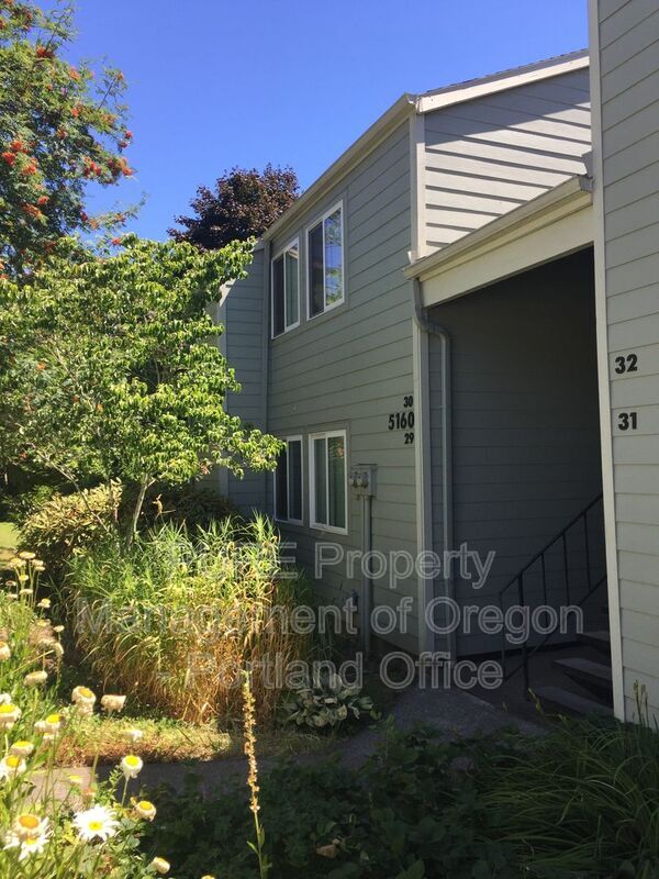 5160 NW Neakahnie Ave in Portland, OR - Building Photo - Building Photo