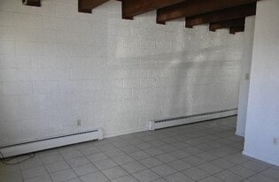 165 Monroe Ave in Green River, WY - Building Photo