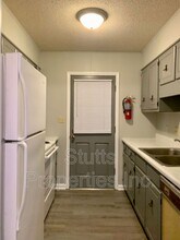 Fountainbleu Apartment II in Florence, AL - Building Photo - Building Photo