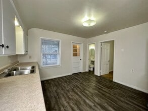 1017 N Webster Ave in Green Bay, WI - Building Photo - Building Photo