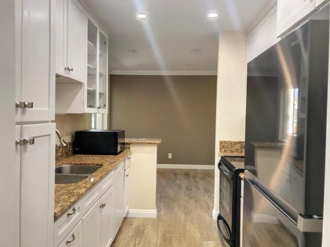 property at 18307 Burbank Blvd