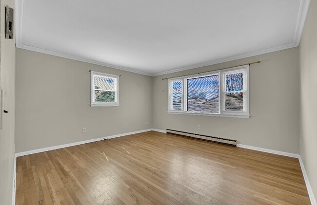 207 Gertrude Ter in Dunellen, NJ - Building Photo - Building Photo