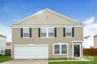 2808 Wolfgang Way in Indianapolis, IN - Building Photo