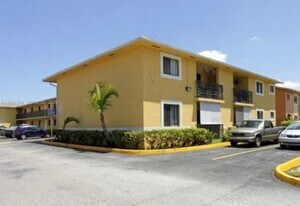 6151 W 24th Ave in Hialeah, FL - Building Photo