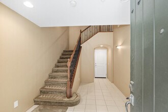 245 Paseo Gregario in Palm Desert, CA - Building Photo - Building Photo