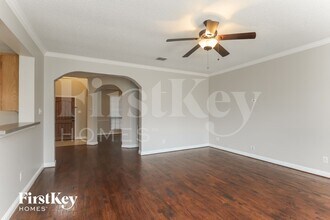 2506 Neptune Cir in Rowlett, TX - Foto de edificio - Building Photo