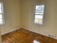 2742 Stevenson St photo'